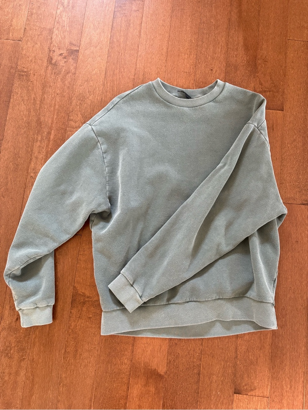 ASOS Design Classic Crewneck Sweatshirt - Sage Green